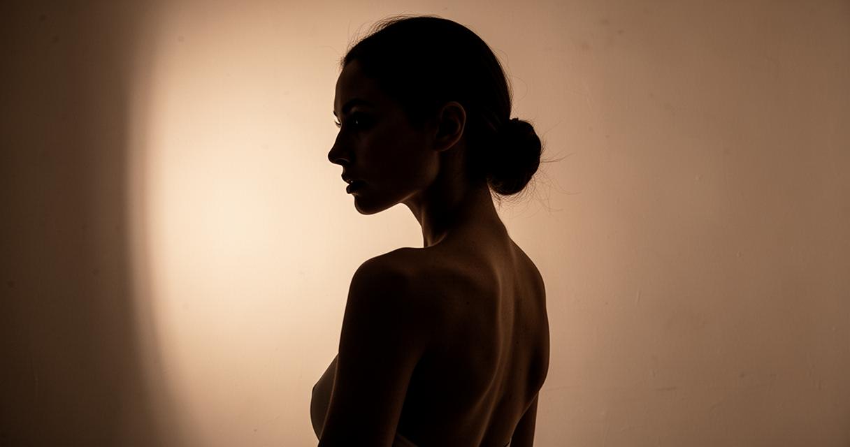 Idées de poses sexy : inspirez-vous de notre galerie de photo sensuelle